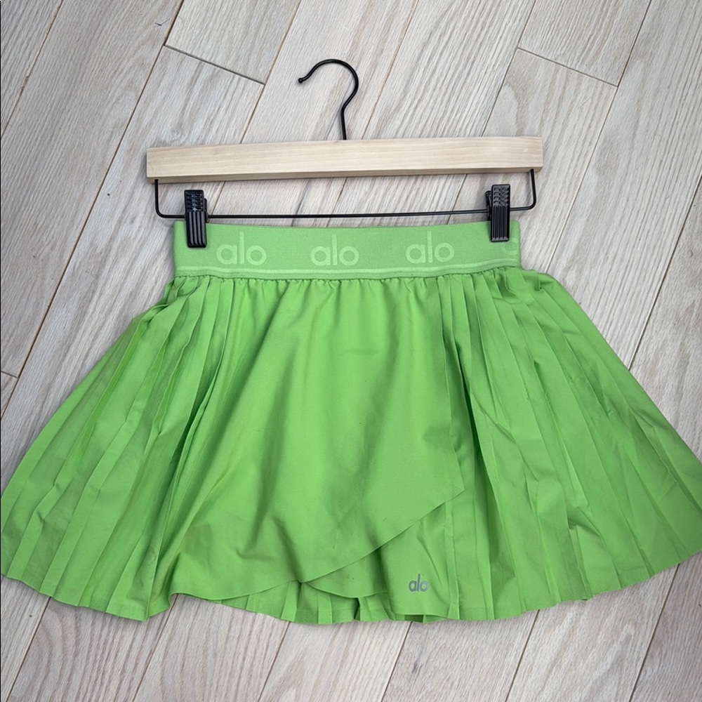 ALO Yoga Green Pleated Mini Skater Skirt